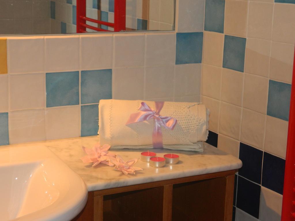 Casa Lungomare Bed & Breakfast Salerno Bilik gambar