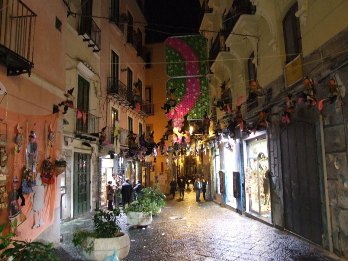 Casa Lungomare Bed & Breakfast Salerno Luaran gambar